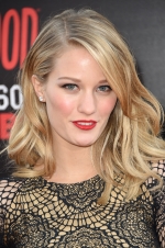 アシュリー ヒンショウ Ashley Hinshaw について 映画データベース Allcinema アシュリー ヒンショウ Ashley Hinshaw について 映画データベース Allcinema